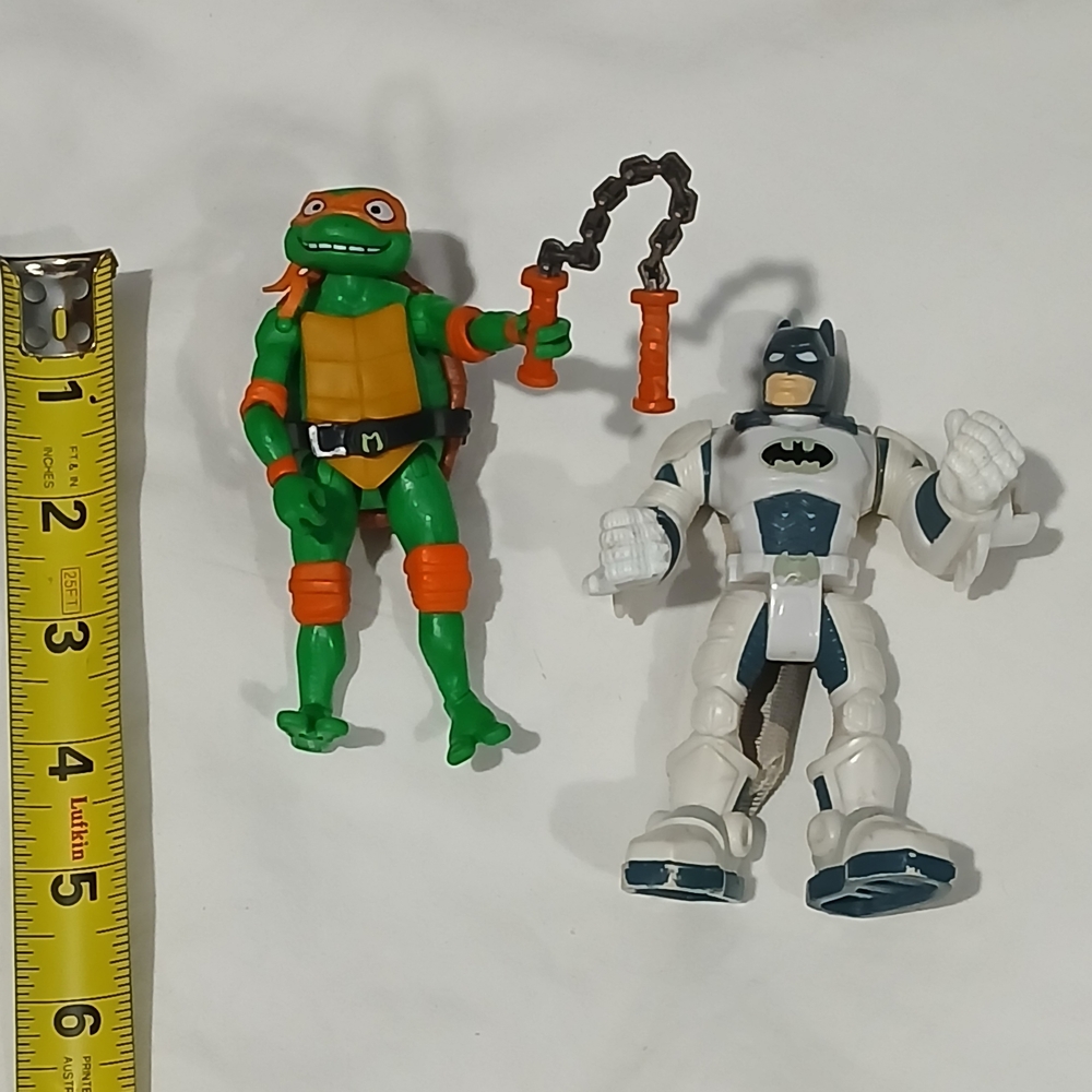 Ninja Turtle & Batman Figure Set